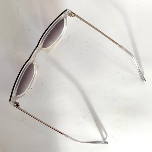 Jim Halo sunglasses with case - Picture 3 of 9